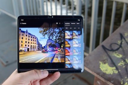 Per l'editing di foto e video, l'ampio display si rivela un vantaggio.