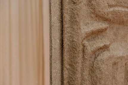 The hemp fibres for «Peel» are a by-product of industrial hemp processing that is not normally recycled.