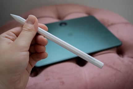 Il OnePlus Stylo si ricarica direttamente al tablet.