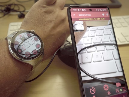 L'app della fotocamera per l'attivazione remota è semplicemente inutilizzabile.
