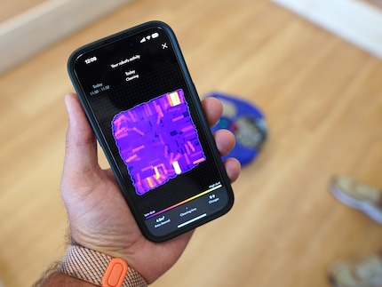 L'app ti mostra esattamente dove c'è molta sporcizia - queste sono le aree di colore chiaro.