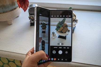 L'app della fotocamera è pronta per la piega.