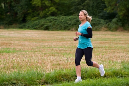 Per avere abbastanza energia per l'allenamento, è utile lo zucchero sotto forma di gel o bevande sportive.