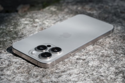 L'iPhone 15 Pro Max legge il sensore della fotocamera principale in 5 millisecondi.