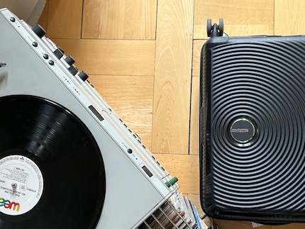 Vinile e trolley: chi è chi?