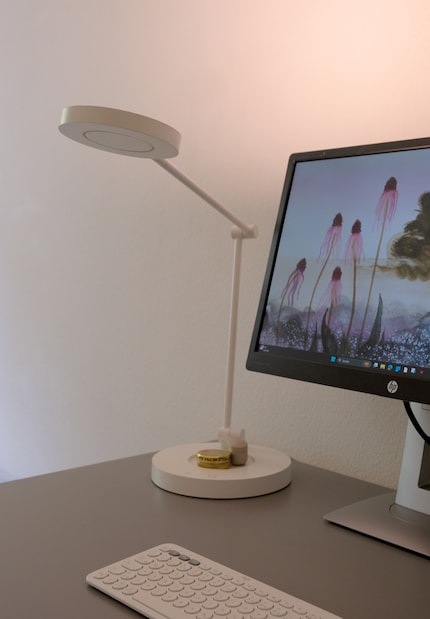 The « Sun@Home Office Light» can be adjusted via the app, if desired.