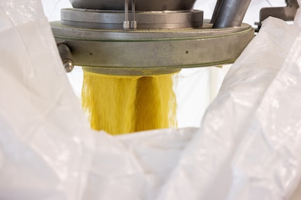 L'Aromat prende il suo colore giallo brillante dalla curcuma.