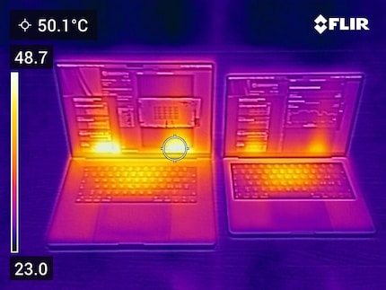 Nella doppia prova di stress di CPU e GPU, in alcuni punti l'immagine termica del dispositivo da 16 pollici con M3 Max misura oltre 50 gradi Celsius sul case. L'M3 Pro si scalda meno anche in un portatile di piccole dimensioni con un raffreddamento più scarso.