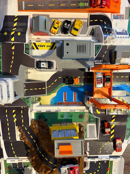 Grandi avventure per piccole auto.