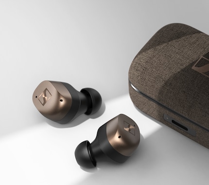 La linea di auricolari premium di Sennheiser entra nella sua quarta generazione.