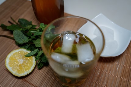 The iced tea version of peppermint tea also tastes great.