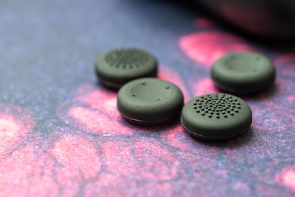 Gli stick possono essere personalizzati con gli inserti in gomma.