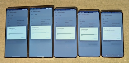 Five Samsung models competing in the benchmark test.