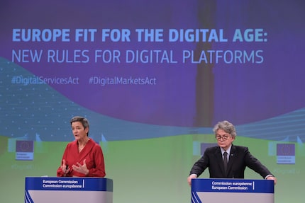 Nel 2022, il Parlamento europeo e i Consigli hanno approvato insieme il DMA.