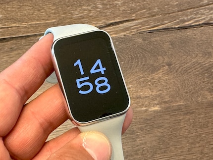 The always-on display helps when I want to quickly check the time.