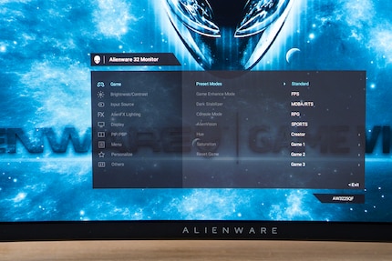 Alienware dovrebbe rivedere il suo OSD. Ha un aspetto obsoleto ed è restrittivo.