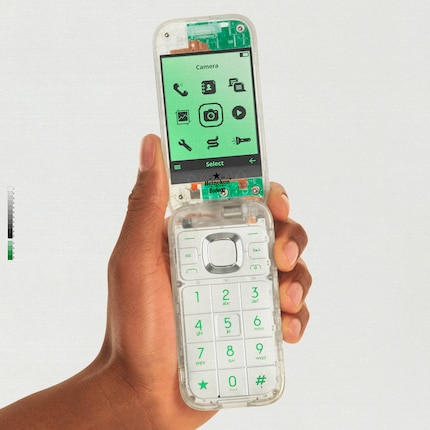 This is not a touchscreen. You navigate using the buttons.