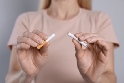 È ormai dimostrato che le sigarette elettroniche possono aiutare le persone a smettere di fumare.