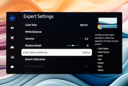 Anche se il Tizen si presenta bene, dissemina le impostazioni per le immagini in vari menu. Inoltre, a volte usa delle denominazioni criptiche: il bilanciamento del bianco «Warm 1» probabilmente indica una temperatura del colore di 6500 Kelvin. Ma non posso esserne certo.