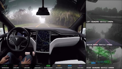 Non solo noi umani, anche l'Autopilot di Tesla deve essere in grado di riconoscere i segnali stradali.
