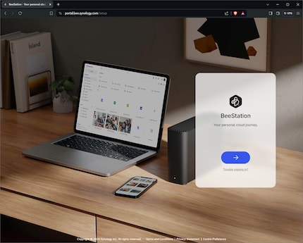 Here, the journey begins: to set up the BeeStation, you need a Synology account and a serial number or a QR code, which can be found on a sticker in the Quick Start Guide.