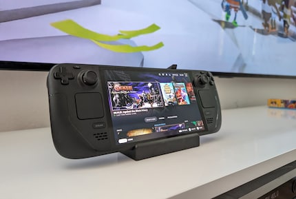Why not connect the Xbox handheld to a TV like the Steam Deck?