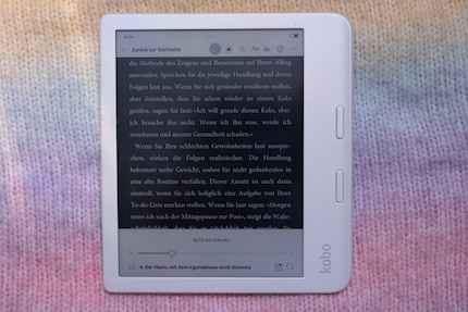 Dark mode only works for e-books. Unfortunately, settings and other apps aren’t included.