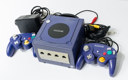 The Gamecube (21 million consoles sold) clearly lost out to the PS2 (160 million) and the newcomer Xbox (24 million).