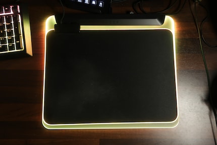 Il mio tappetino per mouse «Goliathus Chroma» sul «Firefly V2 Pro».