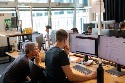 Coding e discussioni – due attività importanti all'«Hackfest».