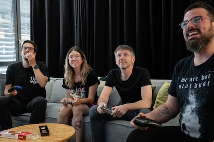 It gets emotional during the multiplayer session with my editorial colleagues. Simon in particular can hardly contain himself when he wins.