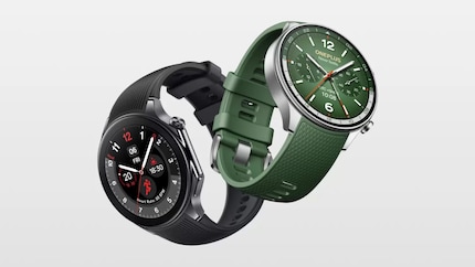 Il Watch 2R (a destra) ha gli stessi interni del Watch 2 (a sinistra).