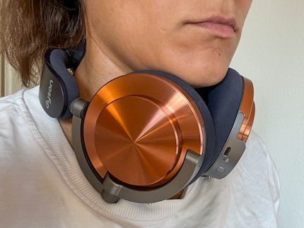 Is my neck too short or is the OnTrac headset too big?