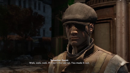 Questo simpatico individuo non solo mi salva nel laboratorio, ma è anche il capo dei Vagabondi, una delle diverse fazioni di «Fallout: London».