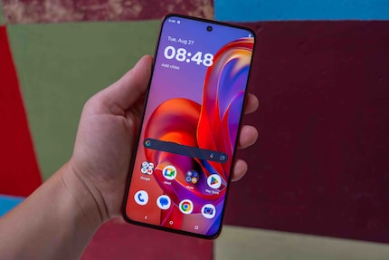 The Motorola Edge 50 Neo from the front.