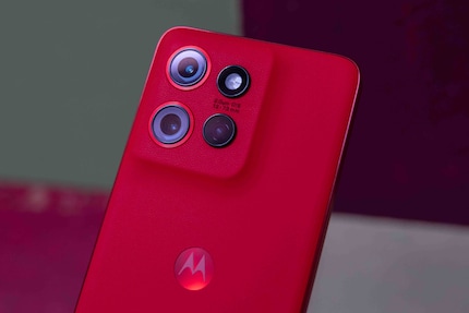 Decently integrated cameras.