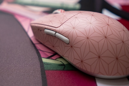 The side keys couldn't be better positioned.