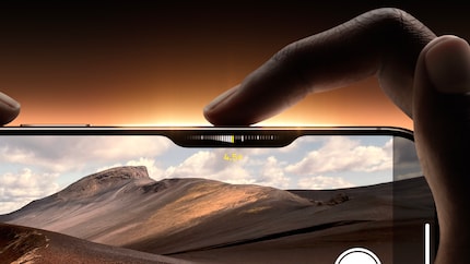The new button is not just a shutter release, but can do even more - for example, zoom.