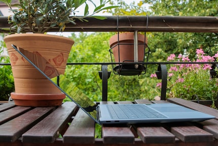 Inclinazione massima del display del Matebook.