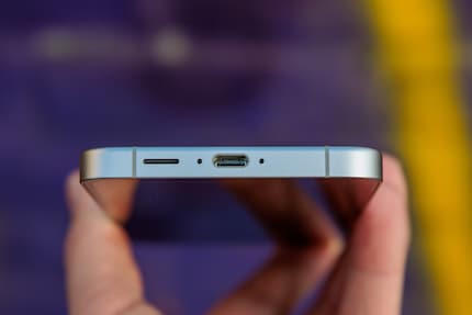 La porta USB-C è più lenta rispetto agli altri S24.