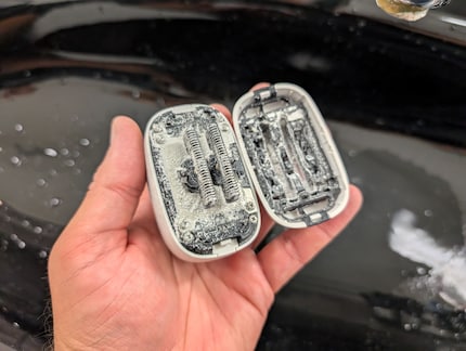 If your razor’s cleanable, residue won’t be a problem.