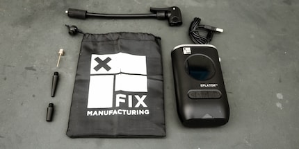 What’s in the box of the Eflator digital tyre pump? All this is.