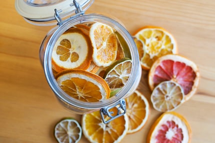 The fruit should remain dry and last a long time in the preserving jar. 