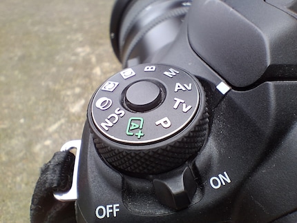 La fotocamera macro ha una risoluzione troppo bassa.