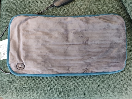 The top of the heat pad is flat…