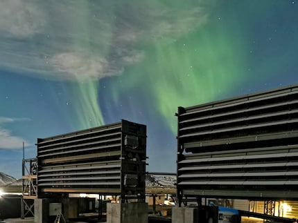 In questo impianto in Islanda, Climeworks filtra l'anidride carbonica dall'aria.