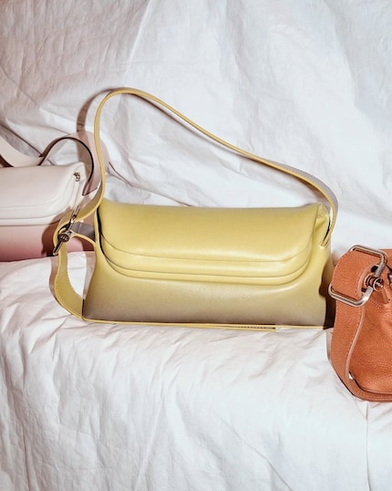 La borsa «Folder Brot» di Osoi nella variante con sfumatura cromatica.