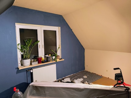 A few hours later and the room is barely recognisable.