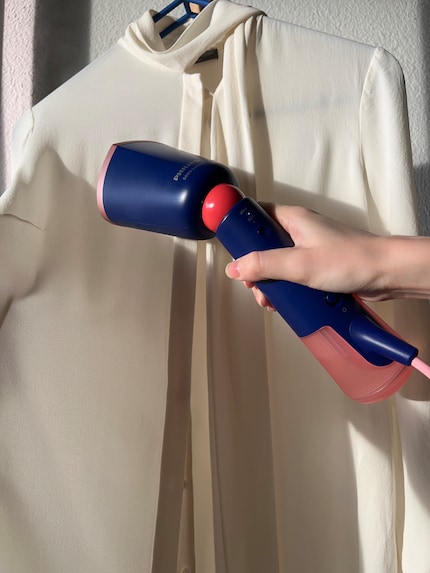 I pratici vaporizzatori possono rinfrescare i vestiti, ma non sostituiscono il lavaggio.