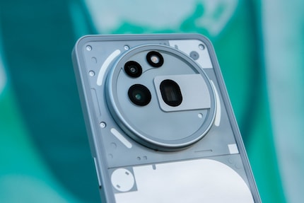 Il Phone (3a) ha tre fotocamere nuove sul retro.